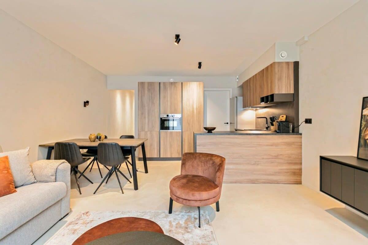 Huswell - Unique Apartment In The City-Center Of Knokke Exterior foto